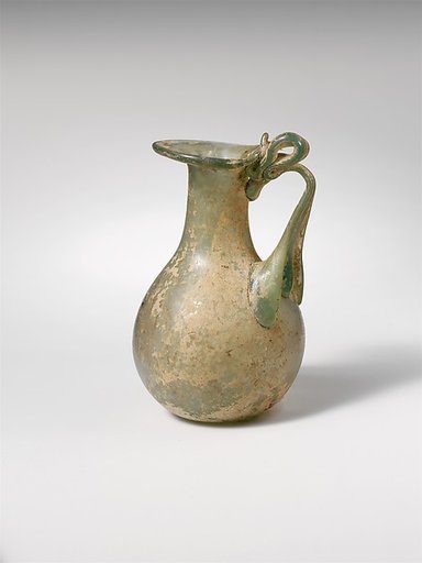 Glass jug