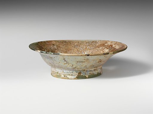 Glass dish
