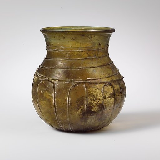 Glass jar