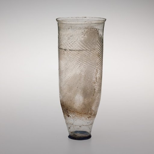 Glass beaker