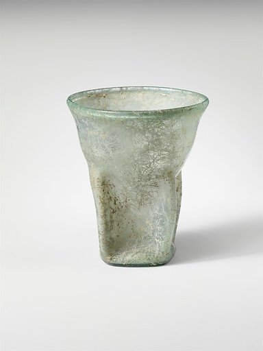 Glass beaker