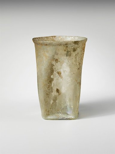Glass beaker