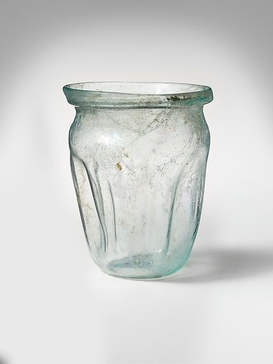 Glass cup
