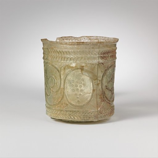 Glass beaker