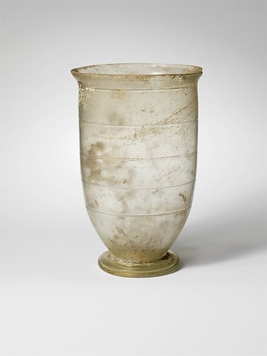 Glass beaker