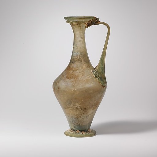Glass jug