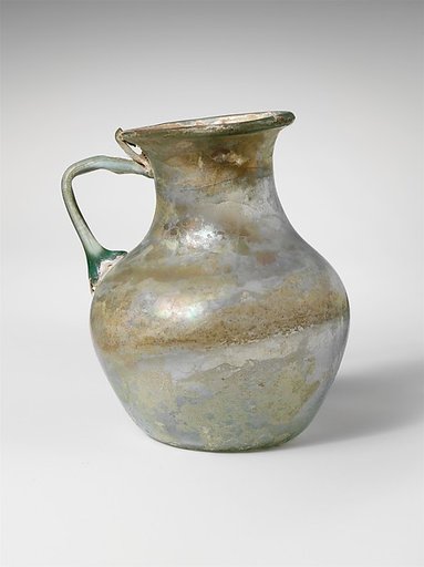 Glass jug