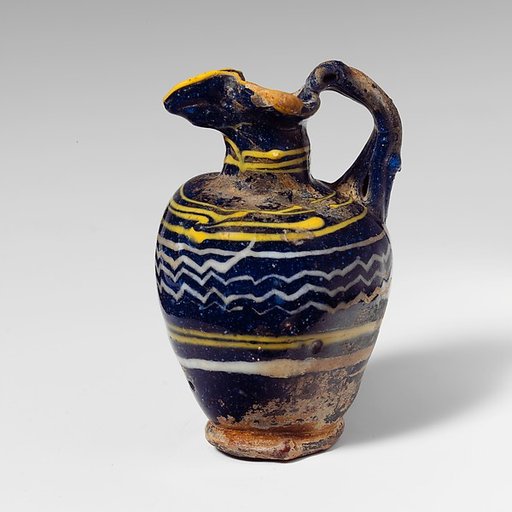 Glass oinochoe (perfume jug)