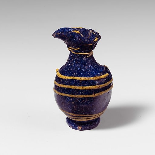 Glass oinochoe (perfume jug)