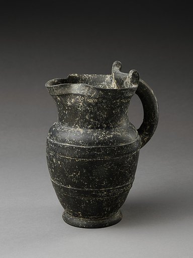 Oinochoe