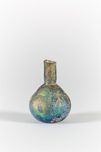 Glass perfume bottle