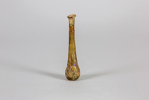 Glass perfume bottle