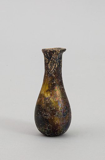Glass perfume bottle