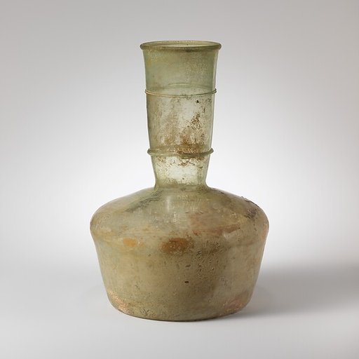 Glass bottle