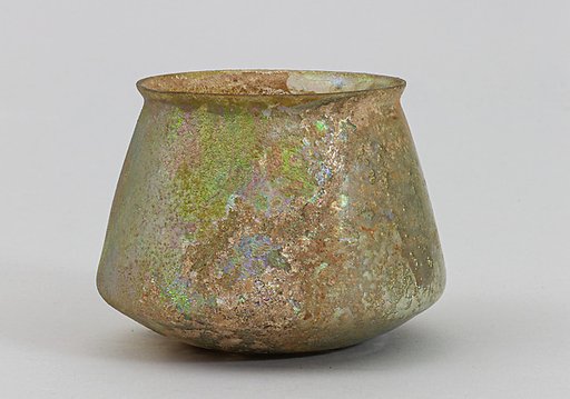 Glass bowl