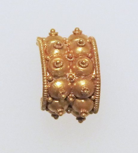 Earring, baule type