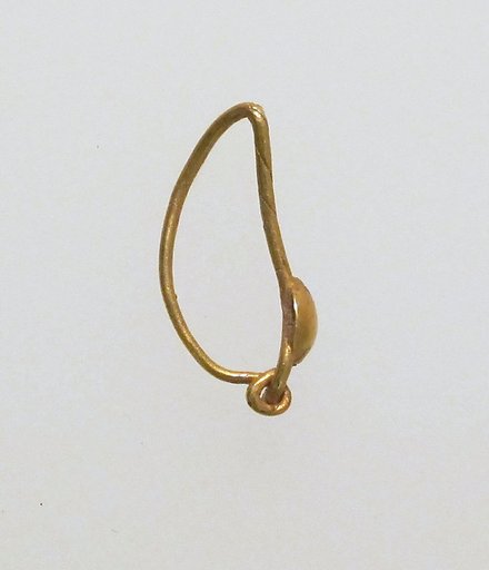 Earring with disc