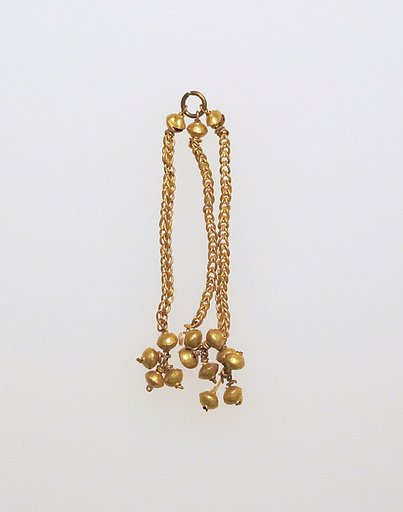Pendant with chains and balls