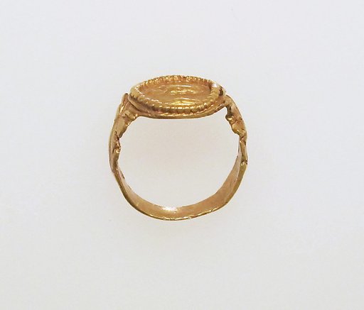 Earring