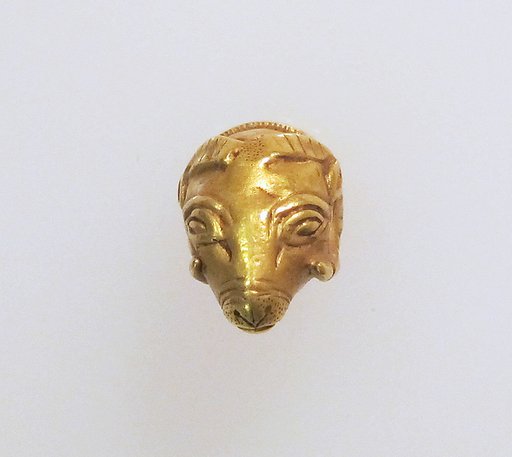 Pendant in the form of a ram's head