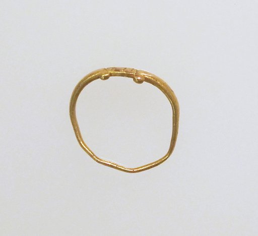 Ring, inscribed