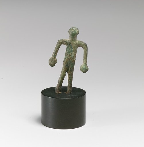 Statuette of a woman ?