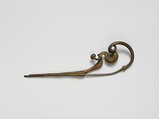 Bronze dragon-type fibula (safety pin)