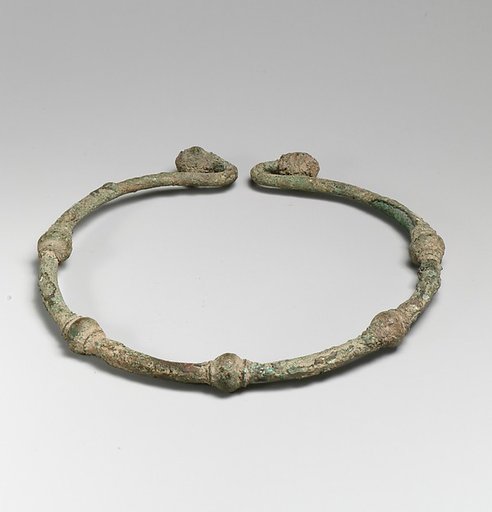 Necklace or neck ring