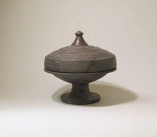 Dish with lid