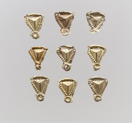 Appliqués, triangular, 57