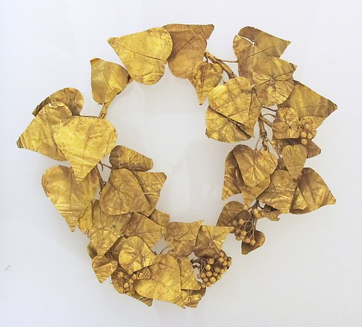 Wreath of ivy