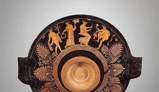 Terracotta lekanis (dish)