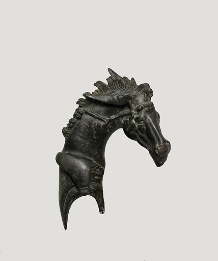 Two fulcra (headrest) attachments in the form of mule's heads