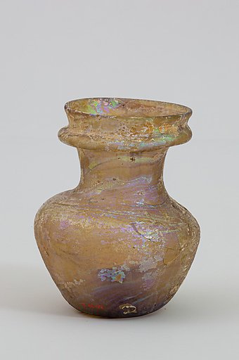 Glass jar