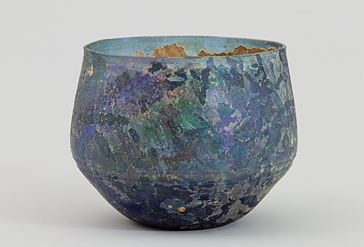 Glass bowl