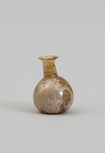 Glass perfume bottle