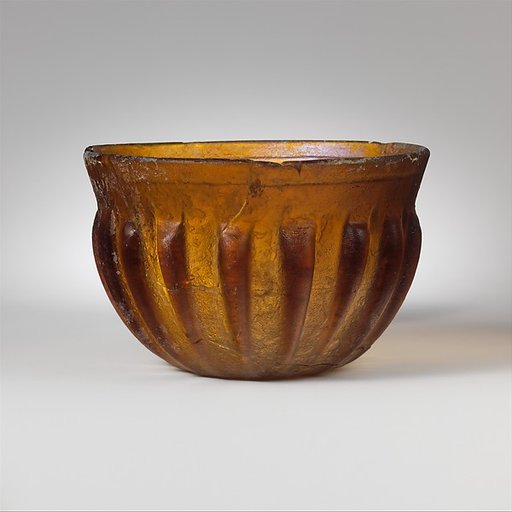 Glass ribbed bowl