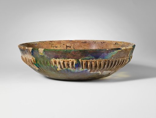 Glass ribbed bowl