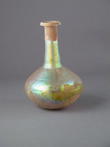 Glass perfume bottle