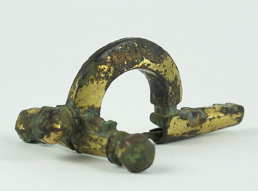 Gilt bronze crossbow fibula