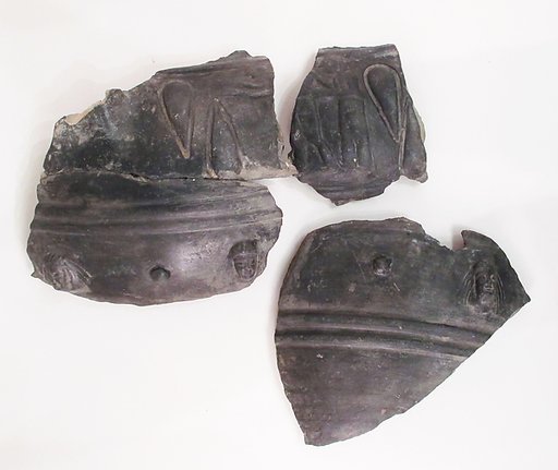 Vase fragment