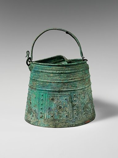 Bronze situla (bucket)
