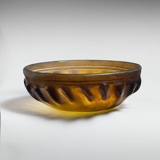 Glass ribbed bowl