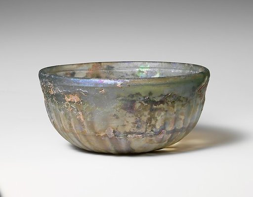 Glass ribbed bowl