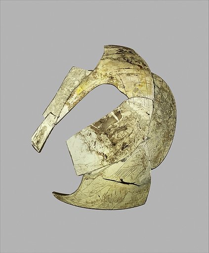 Glass bowl fragments with cut decoration