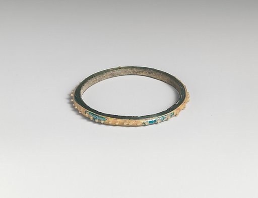 Glass bracelet