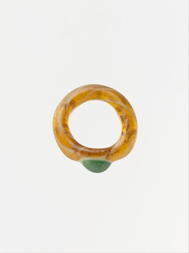 Glass finger ring