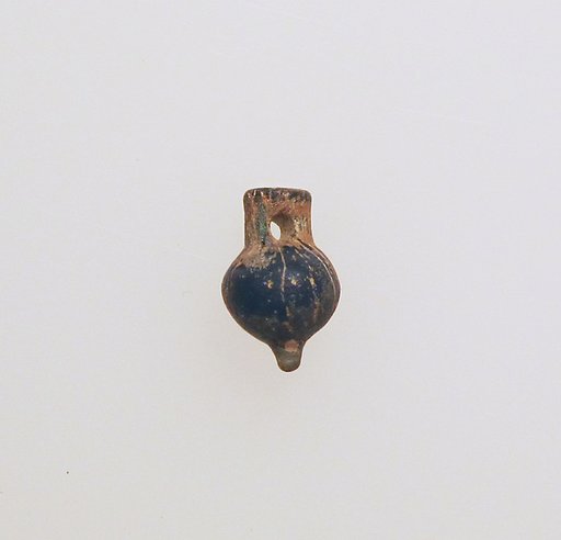 Pendant in the form of a vase