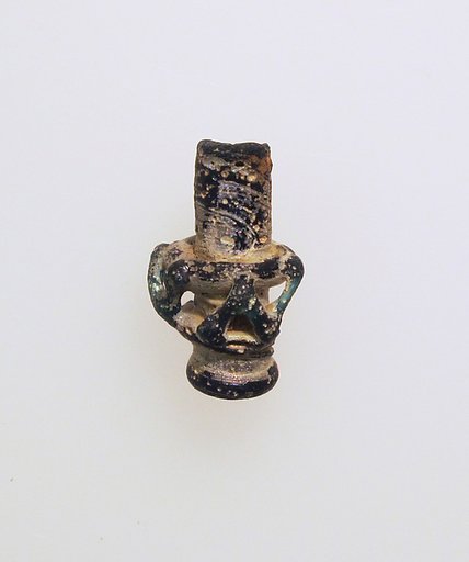 Glass pendant in the form of a vase