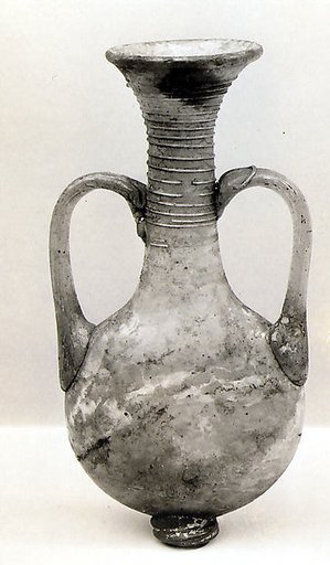 Glass lentoid flask